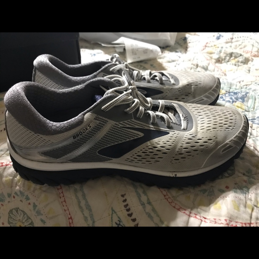 Brooks adrenaline gts 18